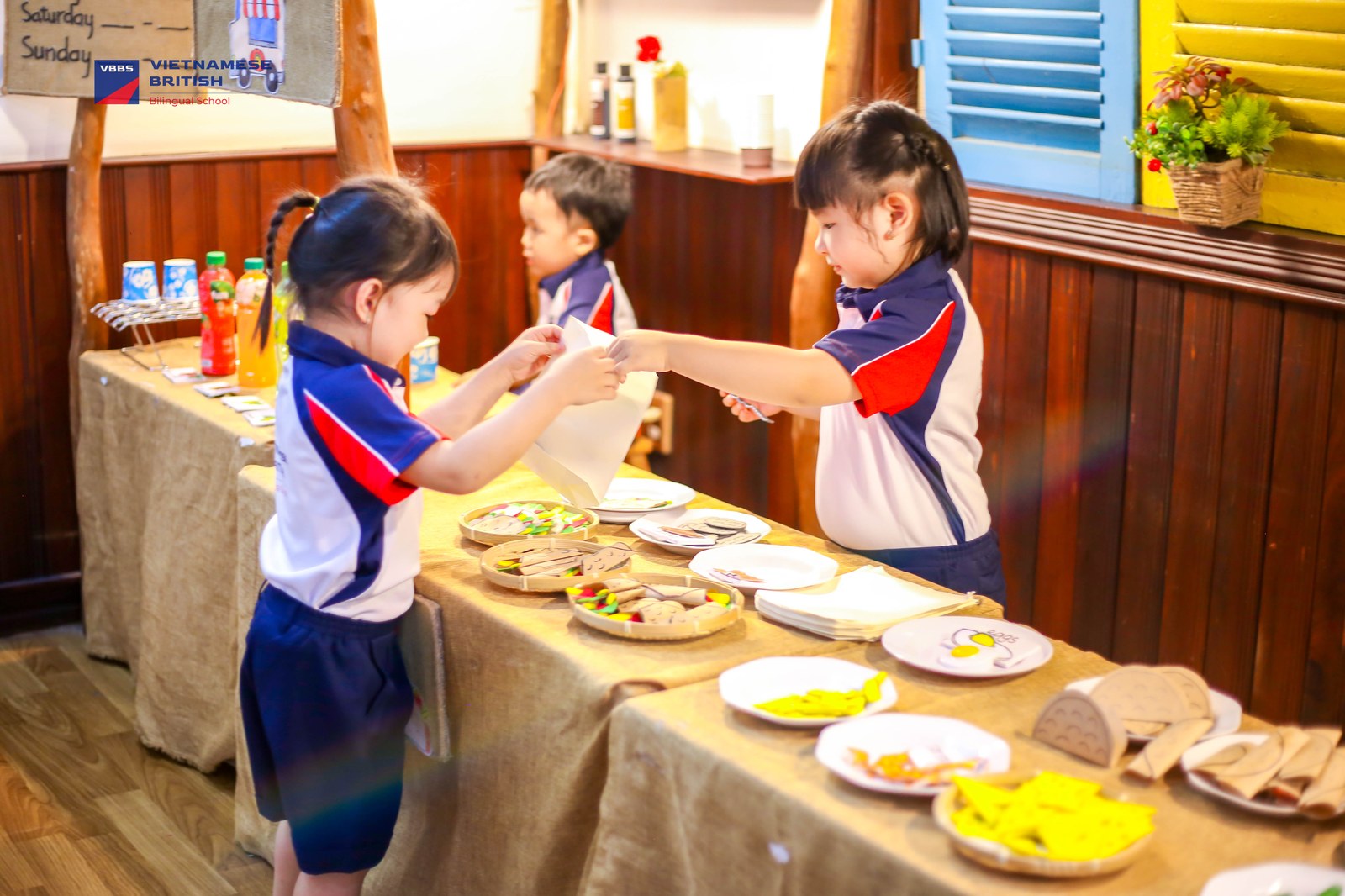 Phiên chợ quê Trung thu & Gian hàng bánh cổ truyền